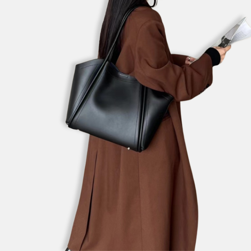 Ria Tote